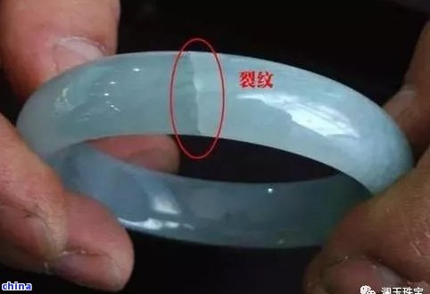 翡翠镯子有水线:常见问题及解决办法