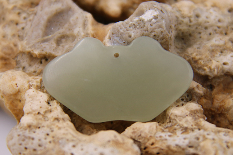 天然吊坠 精细雕刻玉石项链挂件 青海料平安锁玉石工艺品玉器礼品