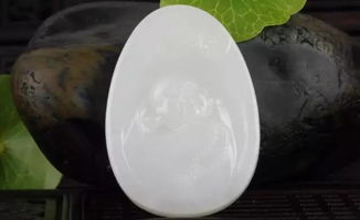 遍地羊脂玉 不看就被坑