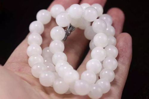 青海玉石村 当玉石砌进猪圈与鸡窝，是传奇还是资源浪费？